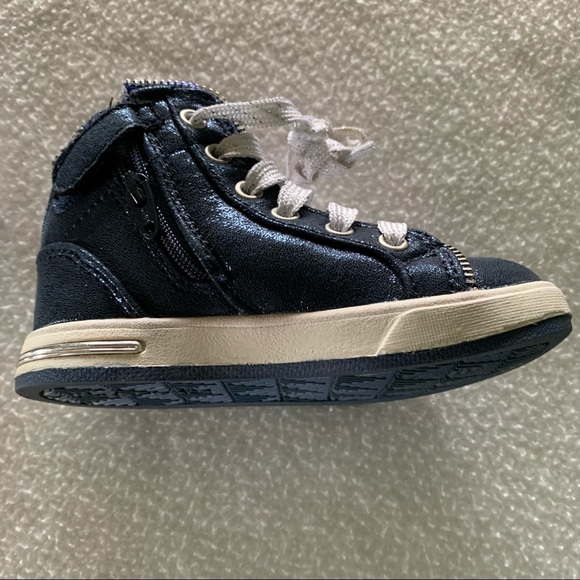 Skechers Sneakers - Picture 2 of 11